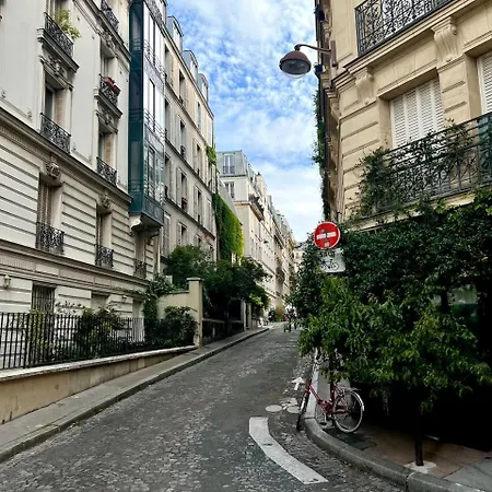 Secret Garden Studio - Steps From Rue Lepic Parigi